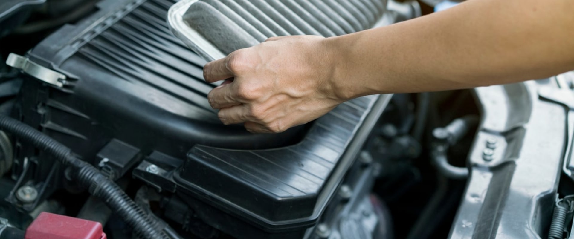 How Long Should an Air Filter Last in a Car?